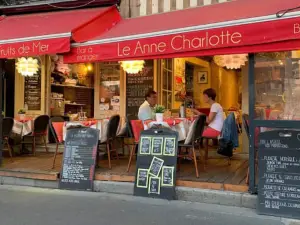 Le Anne Charlotte