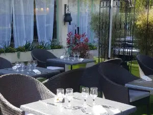 Restaurant La Biche Aux Bois - Yerres