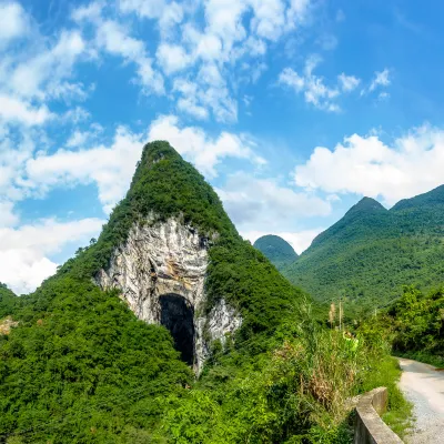 Разрешено размещения с домашними животными Отели в г. Луфэн