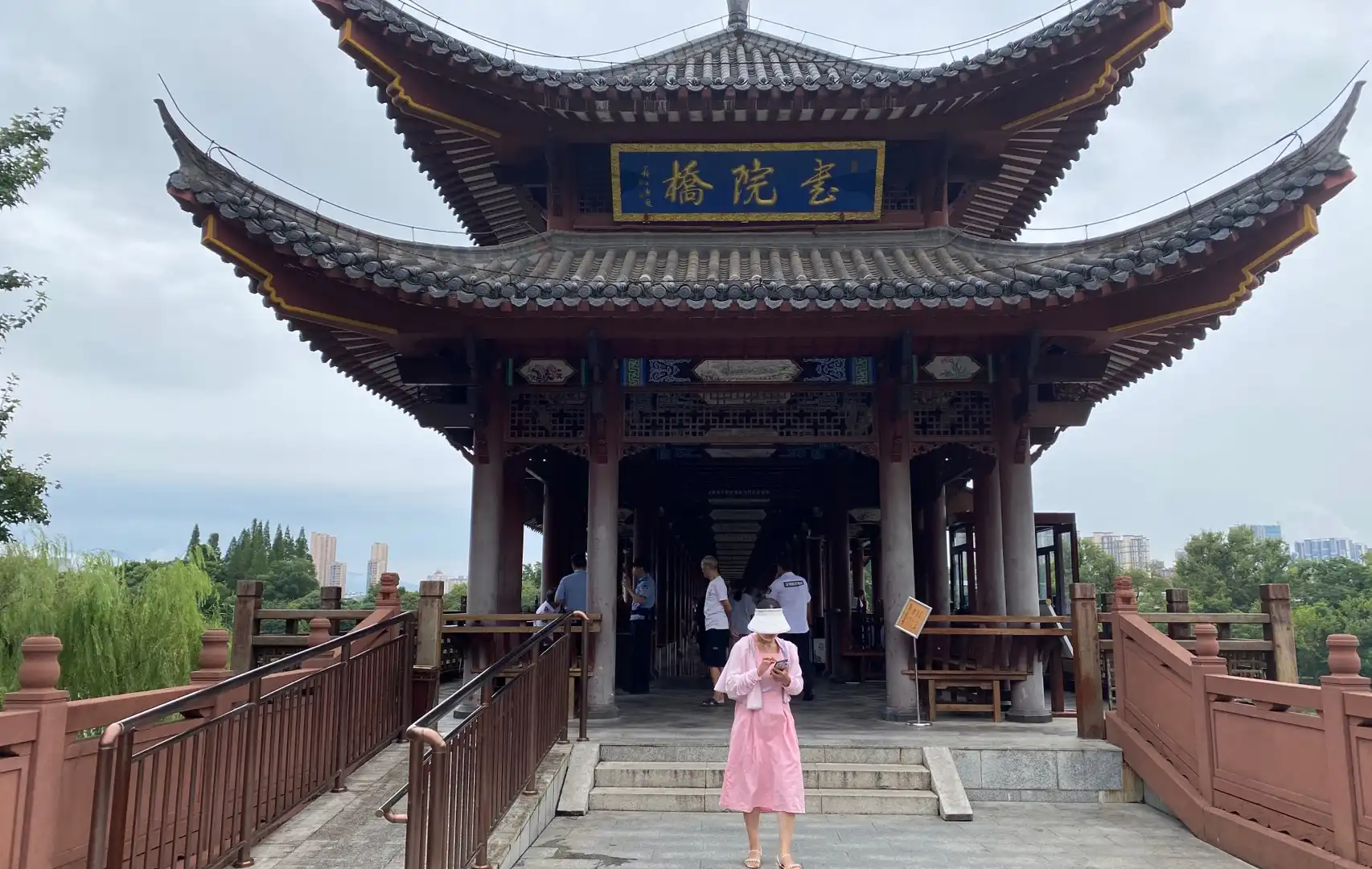 鄰近吉安市濱江健康主題公園的酒店