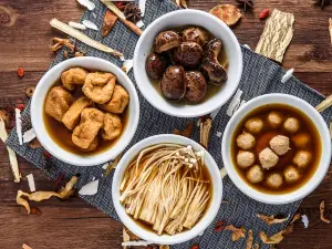FATTY BAK KUT TEH & FISH HEAD