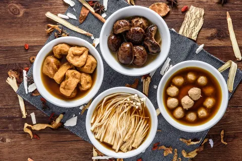FATTY BAK KUT TEH & FISH HEAD