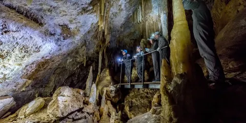 Moondyne Cave