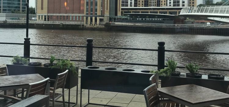 Pitcher & Piano - Newcastle