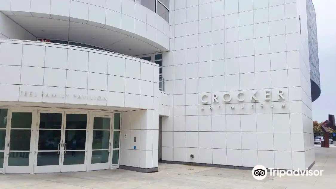 Hotels near Crocker Art Museum