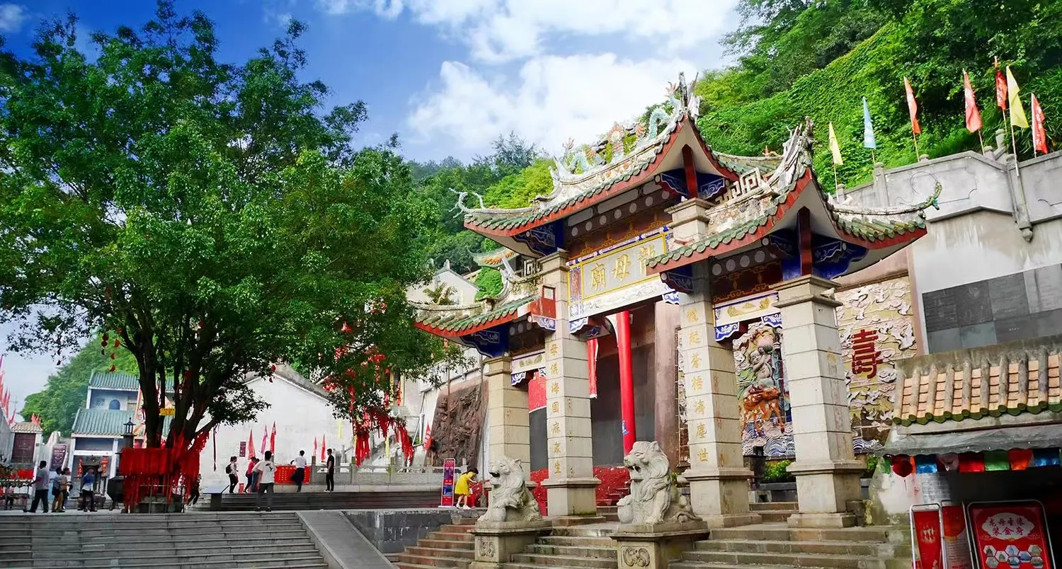 Wuzhou Longmu Temple