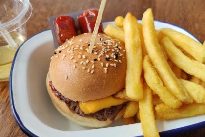 Longboards Laidback Eatery & Bar