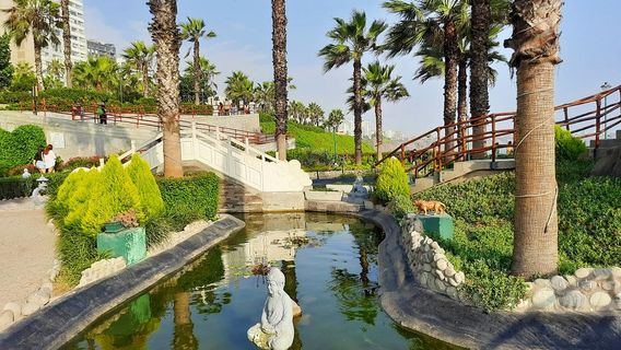 Miraflores Chinese Park