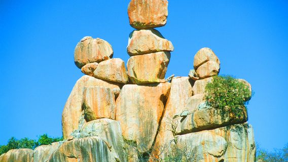 Epworth Balancing Rocks