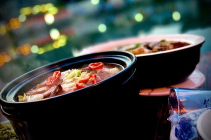 聚八方·地方菜