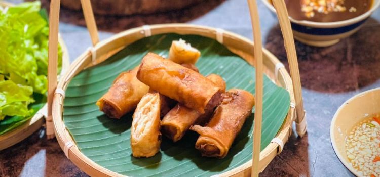 Com Linh - Vietnamese Restaurant