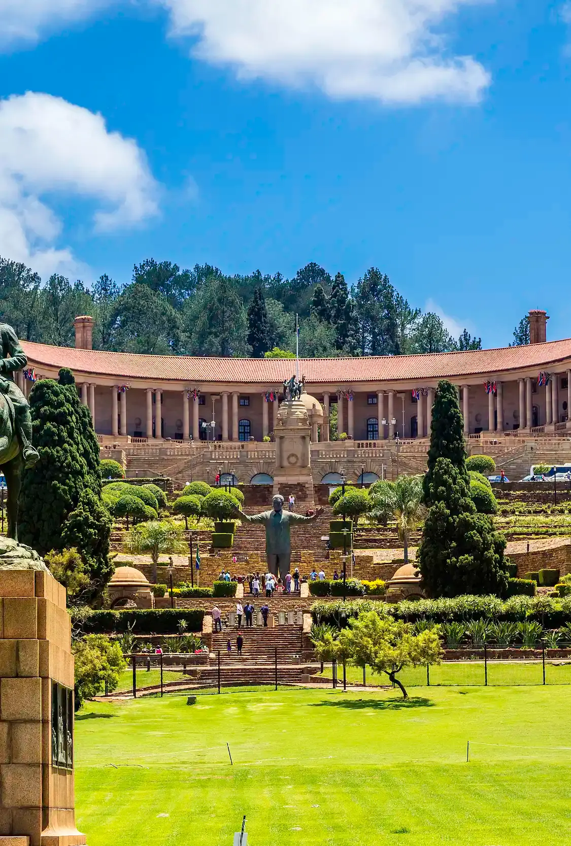 鄰近總統府的酒店