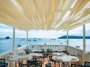 鸡姨·椰子鸡·海鲜海景餐厅(南湾店)