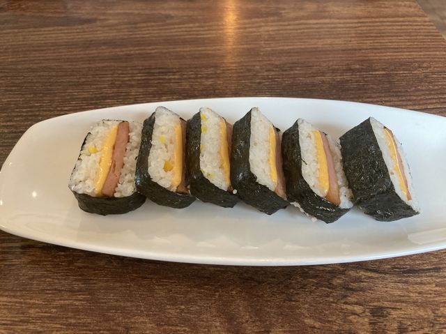 해방촌의 숨은 맛집 ‘해방촌쉼표’