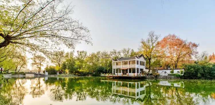 Hotel dekat Baogong Park