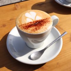 Monz Cafe User Photo