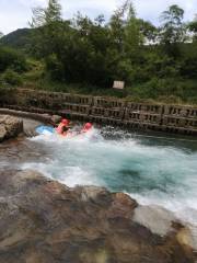 Longchuan Canyon Rafting