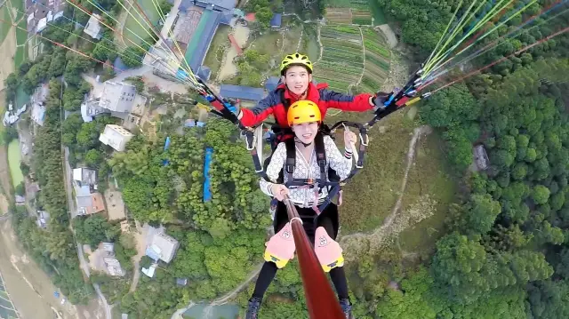 Paragliding in Huizhou