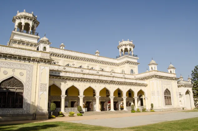 โรงแรมใกล้खाजगुदा उर्दू युनिवर्सिटी क्ष रोड व्यू पॉइंट