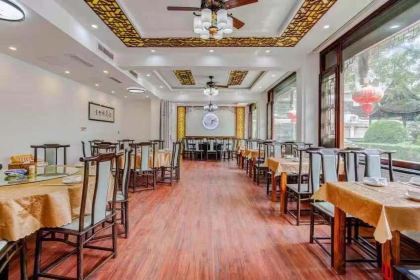 烟雨人家特色农家菜(周庄店)