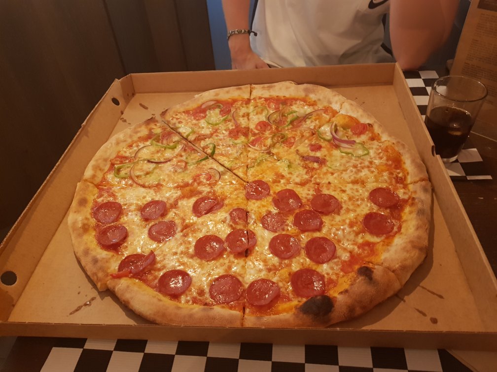 Tony's New York Pizza