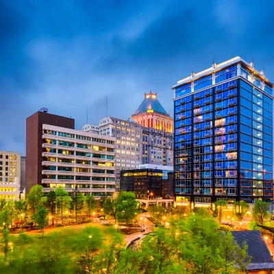 Hotels near Spectrum Center