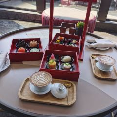 上海陆家嘴禧玥酒店·沫八 User Photo