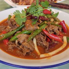 Yixiang·dunhuanglou (zhongshanbeilu) User Photo