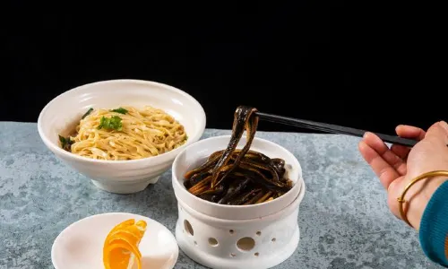 Lao huai cheng Monopterus albus noodles (xin huai branch)