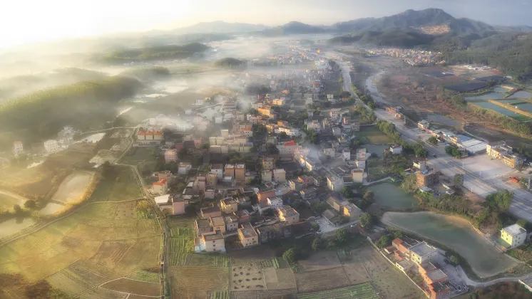 Отели с услугой Номер с балконом в г. Хэшань