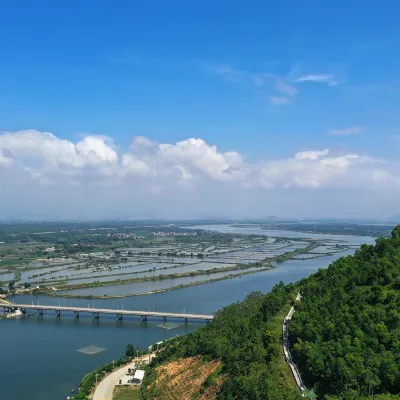 2-звездочные отели в г. Шисин