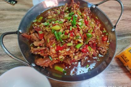 巴蜀炊烟中式餐馆