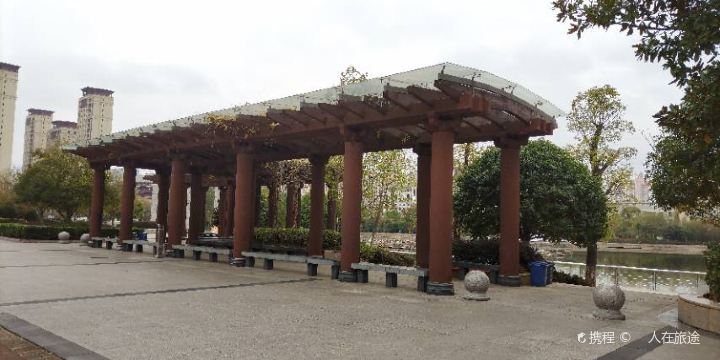Jinghu Park