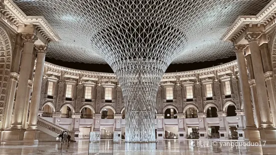 Louvre International Furniture Exhibition Center