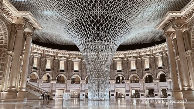 Louvre International Furniture Exhibition Center