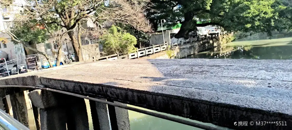 Hotels near Dizang Bridge