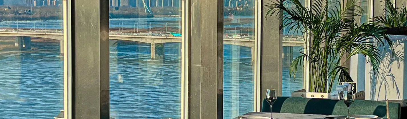 Restaurants for Views & Experiences