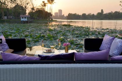 SEEDS Restaurant & Lounge