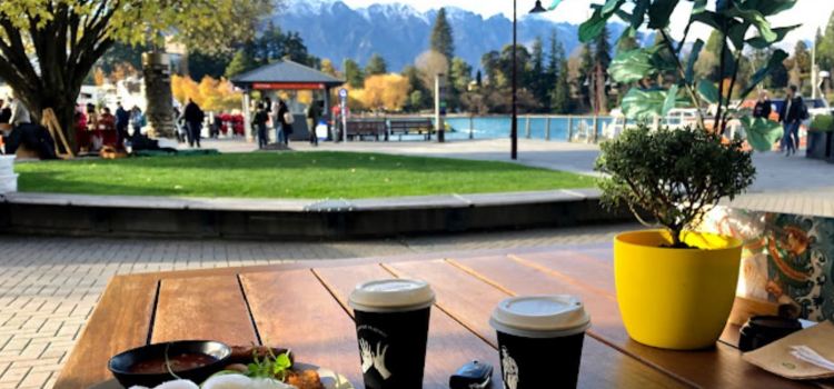 Pub on Wharf
