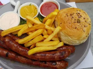 Roll Bar café&restaurant
