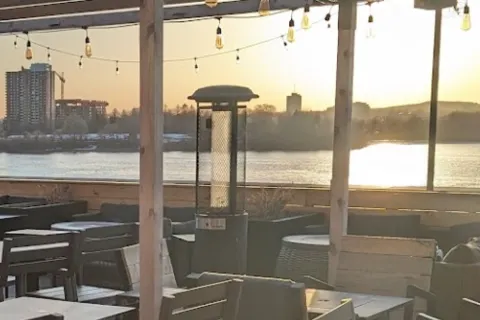 Tavern on the Falls