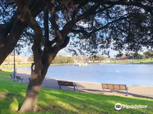 Canoe Lake