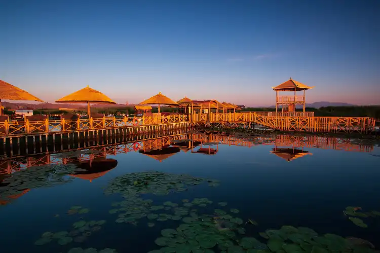 Hotels in Bohu