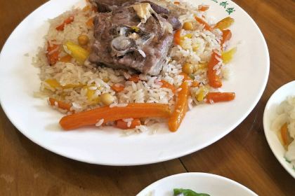 XIAO YANG GAO ZHUA FAN SHANG HAI CHENG DIAN