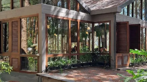 Rung Thong Mo Farm & Bistro in ด่าหลัต