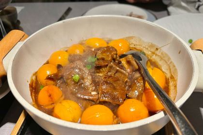 HuaYuan YiHao (ZhongYang Road)