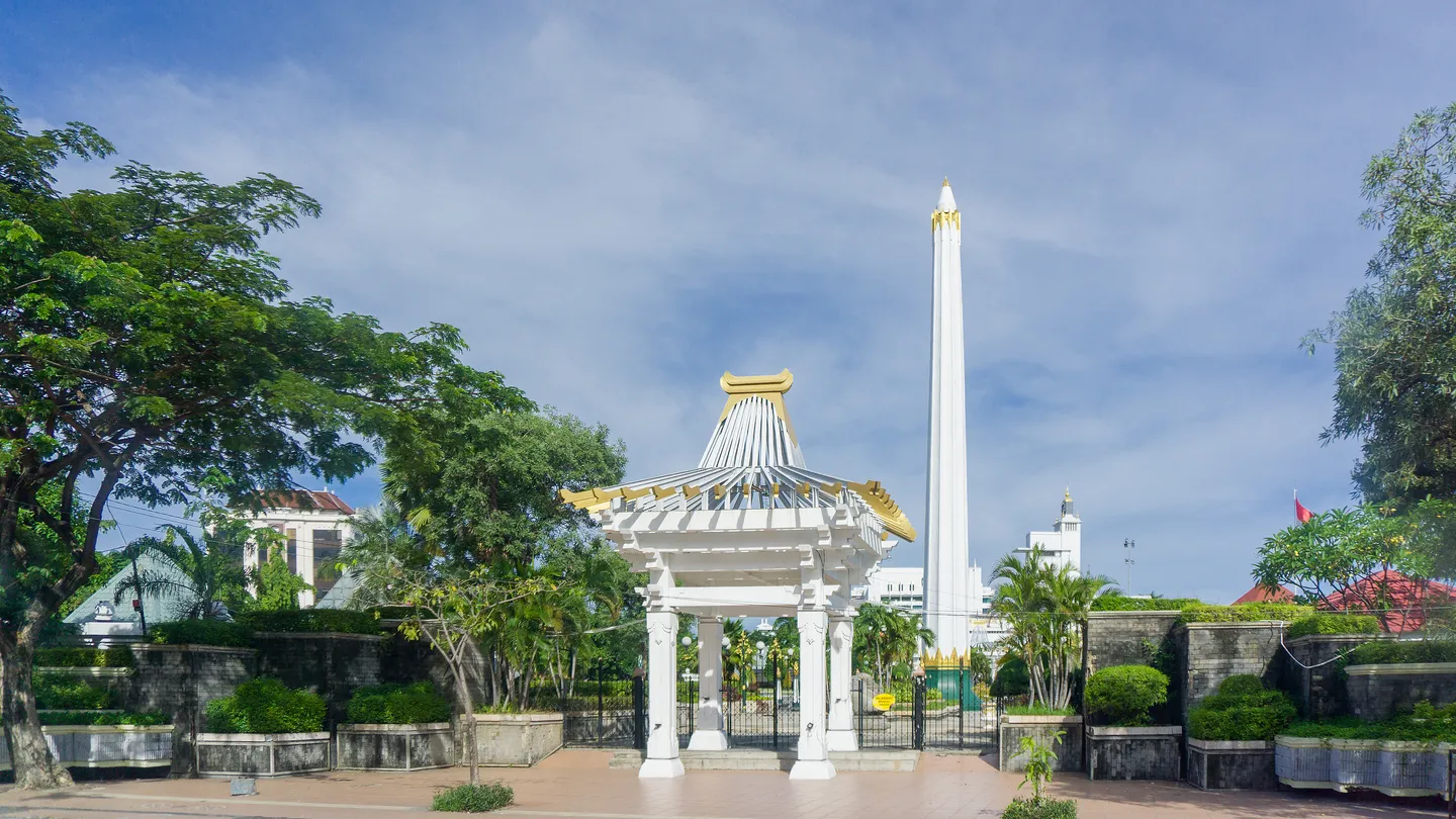5. Tugu Pahlawan, Surabaya