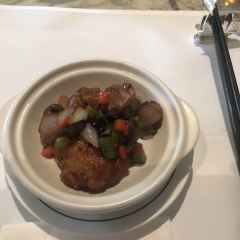 YI LONG COURT User Photo