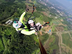 Paragliding in Huizhou