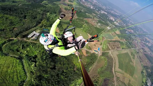 Paragliding in Huizhou